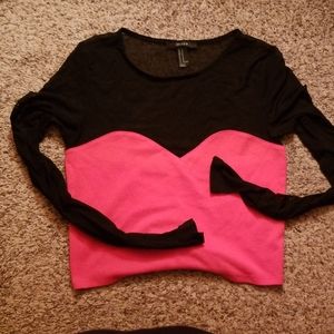 Mesh sweetheart design coral crop top!